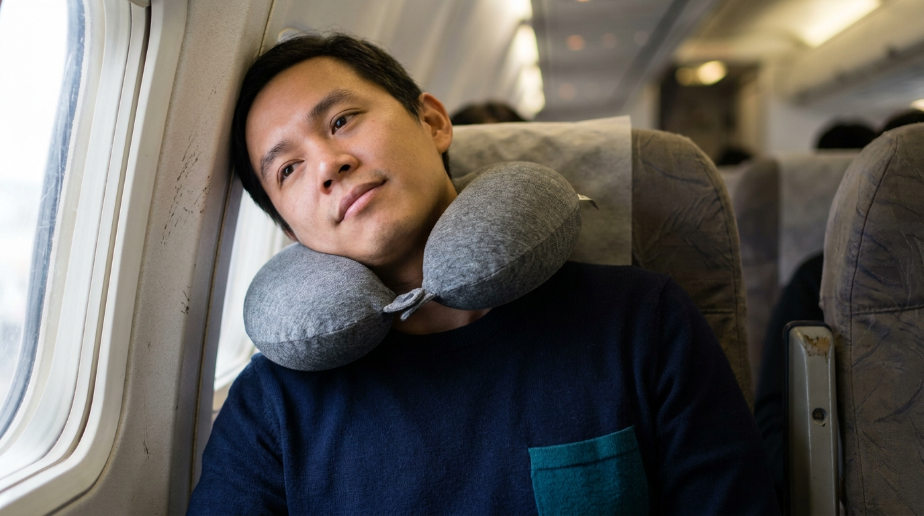 What is the correct way to use a neck pillow?